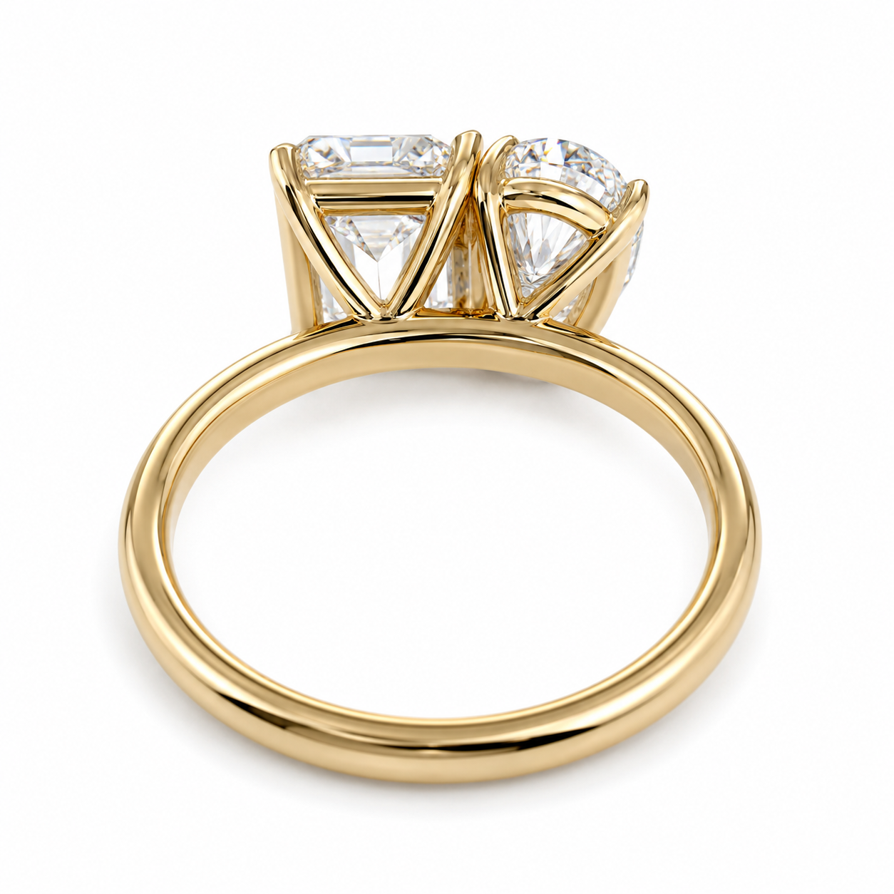 Classic Emerald and Pear Moi et Toi