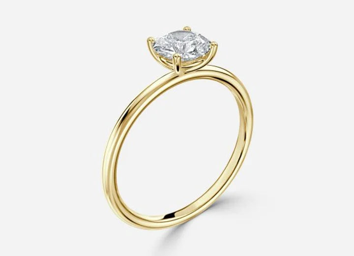 luna classic round cut solitaire engagement ring - 1.0ct+. d & vvs2