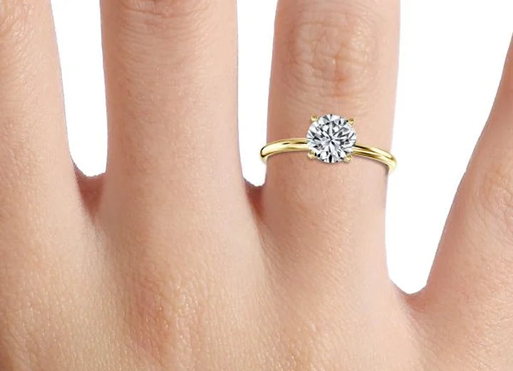 luna classic round cut solitaire engagement ring - 1.0ct+. d & vvs2