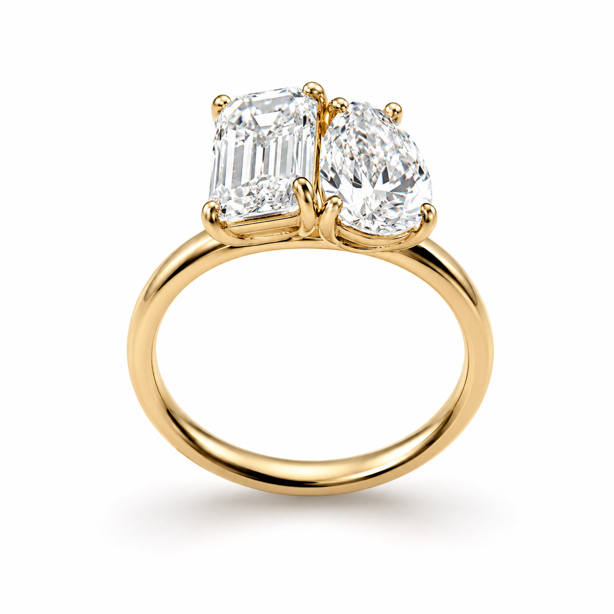 Classic Emerald and Pear Moi et Toi