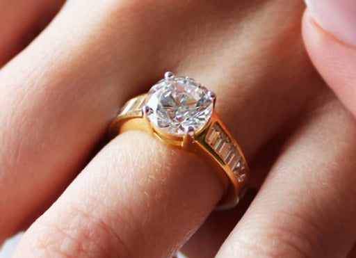 estelle classic round cut unique engagement ring - 1.0ct+. d & vvs2