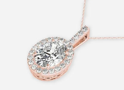 Izar Oval Lab Diamond Halo Pendant