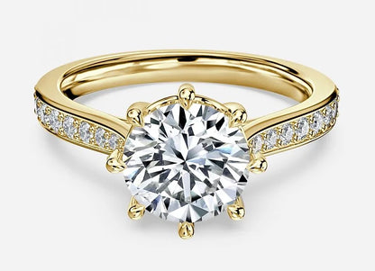 Stellar Classic Round Cut Vintage Engagement Ring - 1.0ct+. D & VVS2
